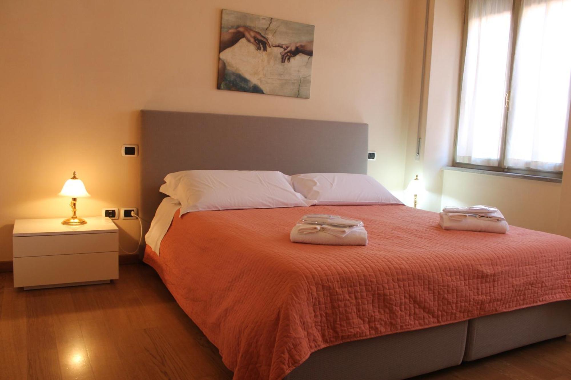 Casa Paolina Aparthotel Лука Екстериор снимка
