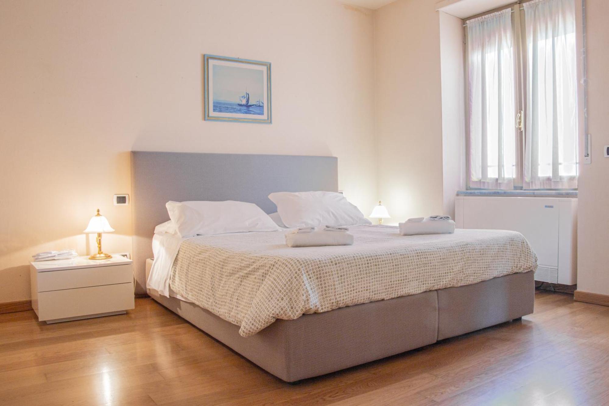 Casa Paolina Aparthotel Лука Екстериор снимка