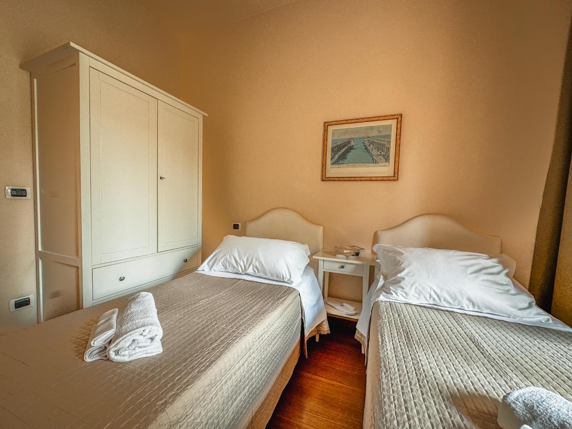 Casa Paolina Aparthotel Лука Екстериор снимка