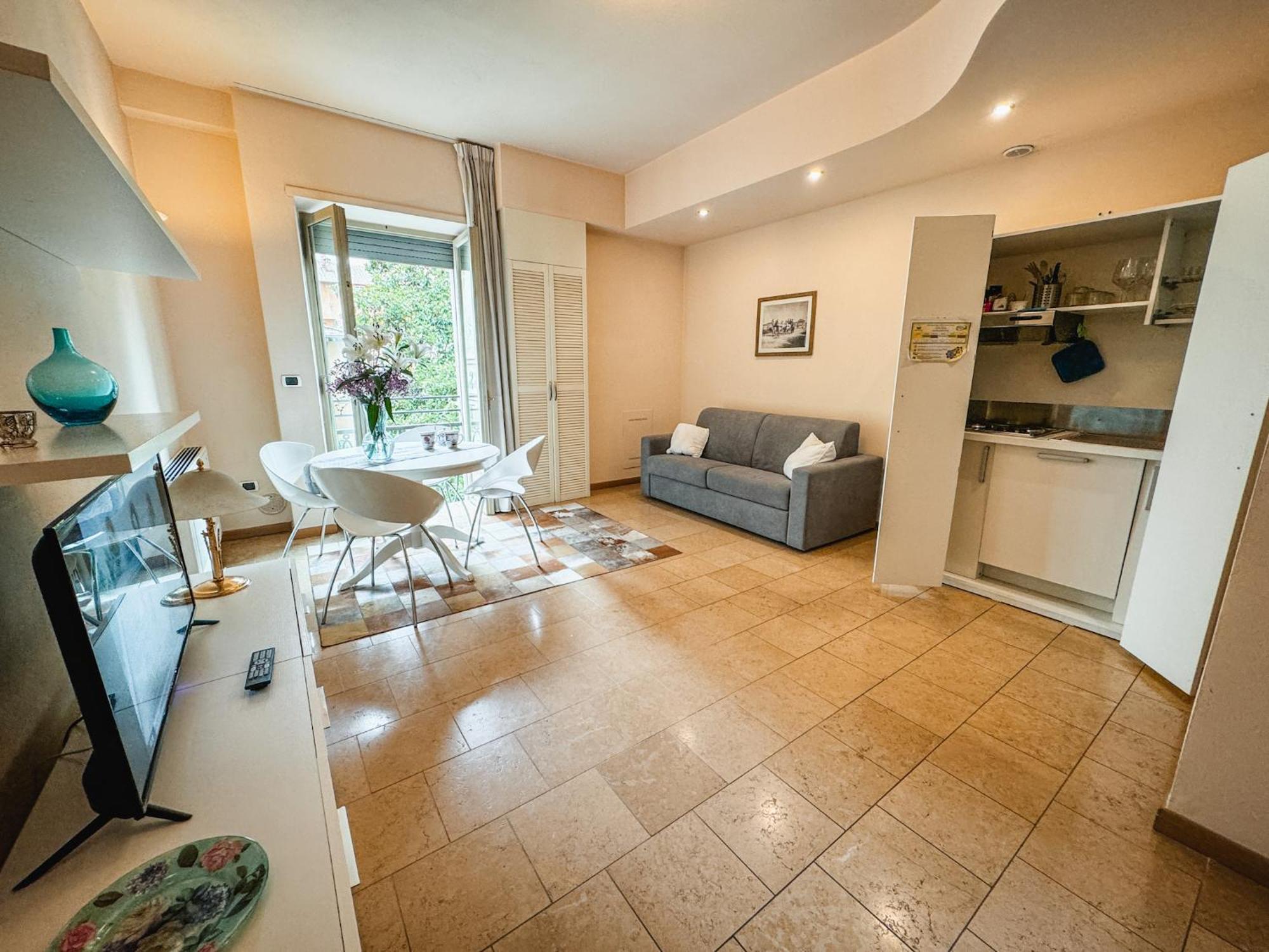 Casa Paolina Aparthotel Лука Екстериор снимка